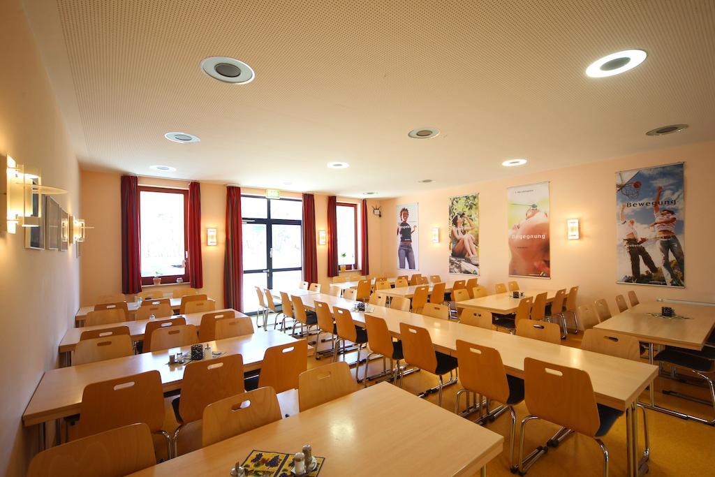 Djh Jugendherberge Born-Ibenhorst Extérieur photo