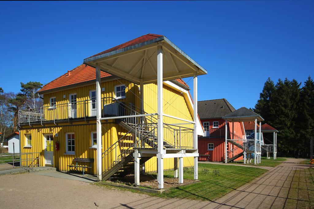 Djh Jugendherberge Born-Ibenhorst Extérieur photo